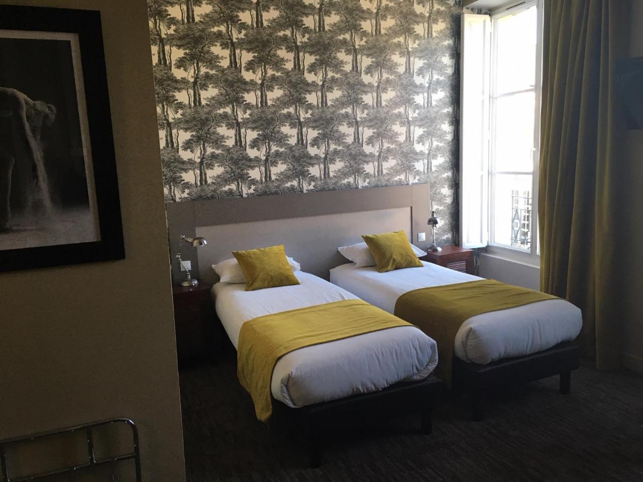 Logis Le Galant Hotel 3*